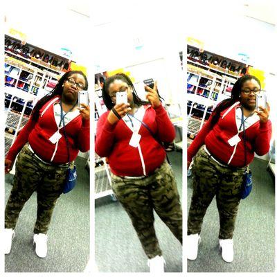 x_IaraBitch_x's profile picture. 