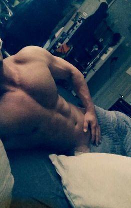 nooblifter's profile picture. My avi is me. account is anon tho. struggle with clinical depression and self harm. the gym soothes the pain.