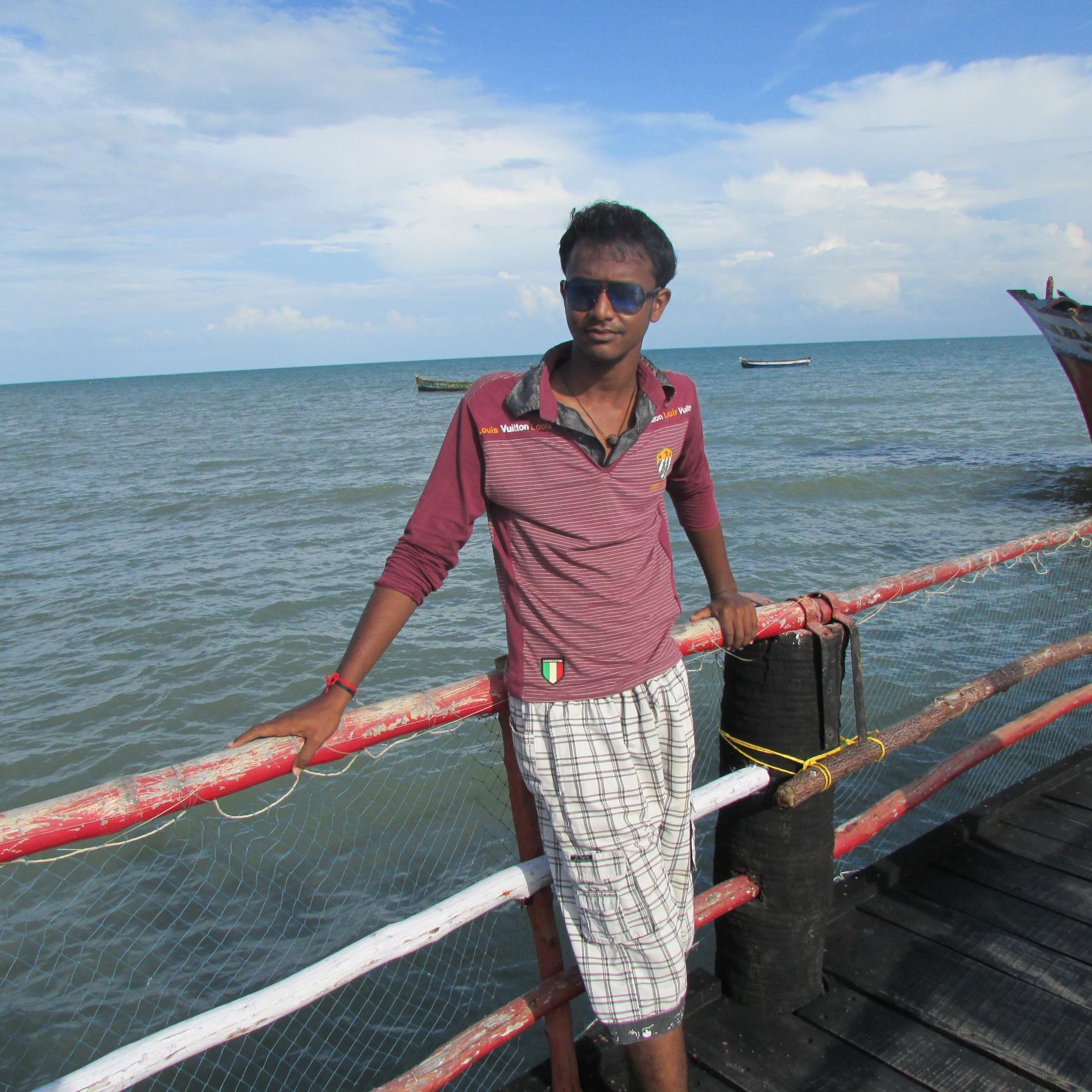 deva3116's profile picture. 