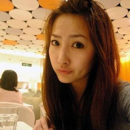 趣味はﾎﾞｳﾘﾝｸﾞT処皷ﾞｳﾘﾝｸﾞK盾ﾁてます｡{ENTER}韓国女優､ｷﾑA・ﾋが好きです｡{ENTER}現在女子ﾊﾞﾚｰﾅｼｮﾅﾙﾁｰﾑの江畑幸子と木村沙織を時に応援してます｡
