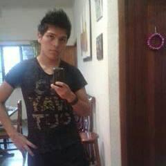 sooooy un buenn amigo00 y me gusta mucho00 jugar futbol !!! y me gustan las cosas claraas !!