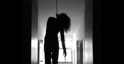 Hollywood creatd BLACCShadow by my mind vibration he try to kill me now whit distorsions play music promise shit. Je nwed i die for projection saved world