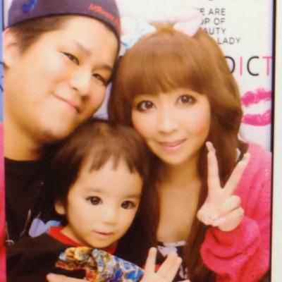 9歳女の子と3歳男の子の29歳のママです( ´ ▽ ` )ﾉ同年代、子育て中の人仲良くして下さい^_^