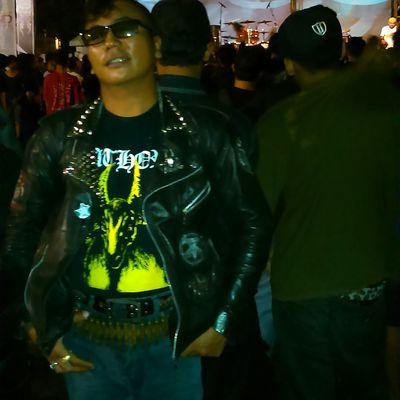 METALHEAD!