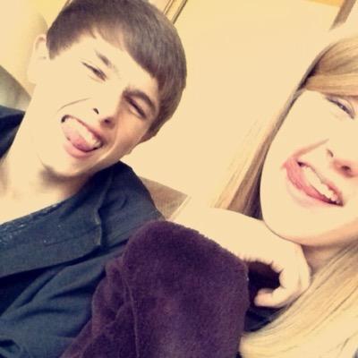 Tayyyy15 Profile Picture
