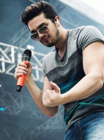 Since: 24/02/2014 | Te vivo @luansantana