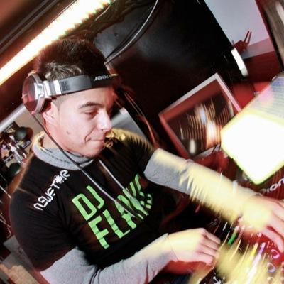 DeeJay Flakoo!!                                       Flakiando La Noche!!                         ECUADORIAN POR SIEMPRE !!!!!