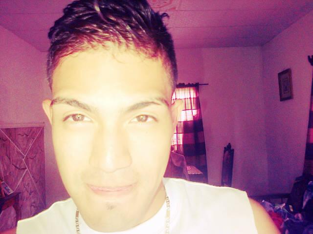 AbdielPr's profile picture. Toda verdad todo sentiemiento. Sale desde el fondo.del corazon.