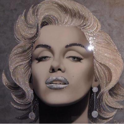 AlHayoofa's profile picture. 