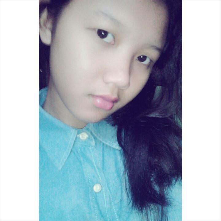 santika_rinrin's profile picture. 