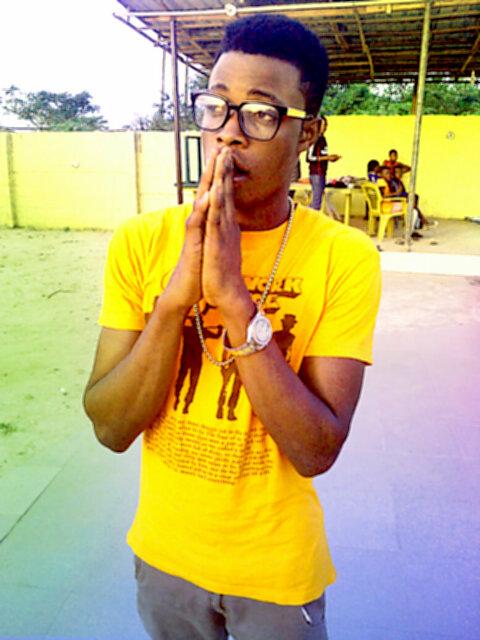 TOZBnoni's profile picture. Am just me