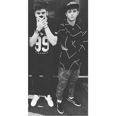 follow @xAshDelReyx for shawn + cam
