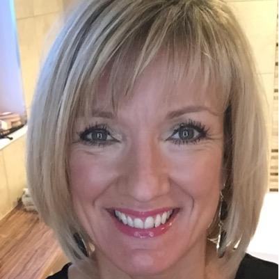 I bring the Templespa experience into your home with a fabulous range of natural and anti-aging skincare products. Or join our successful team of consultants.