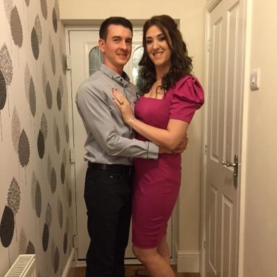 davies80helen's profile picture. For beautiful eyes look for the good in others, for beautiful lips speak only words of kindness, and for poise walk with the knowledge that you are never alone