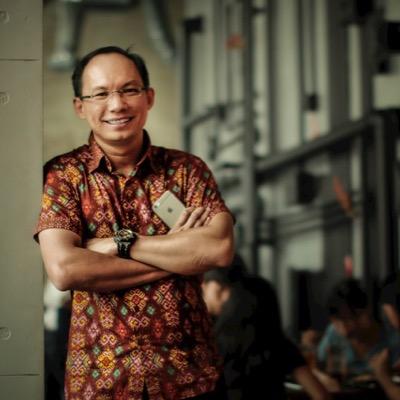 alexchie's profile picture. ἀρνίῳ