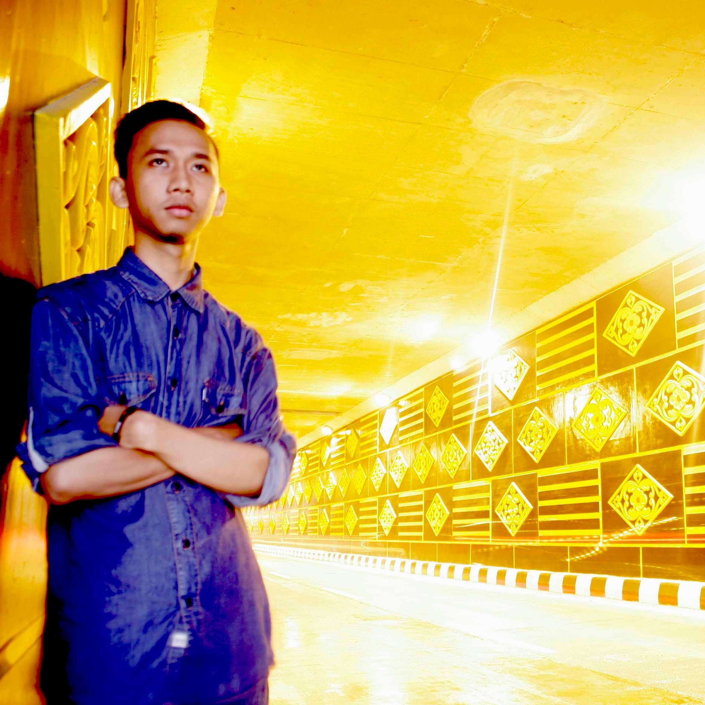 Pria paling unik no.1 seindonesia.  ● Photographer ●Traveling● Hunfot