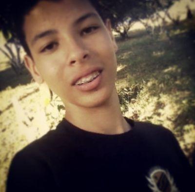 whatsapp: 8189007886