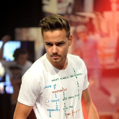 free follow from @tomlinshawl