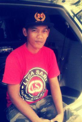 142b1a37f72e492's profile picture. 