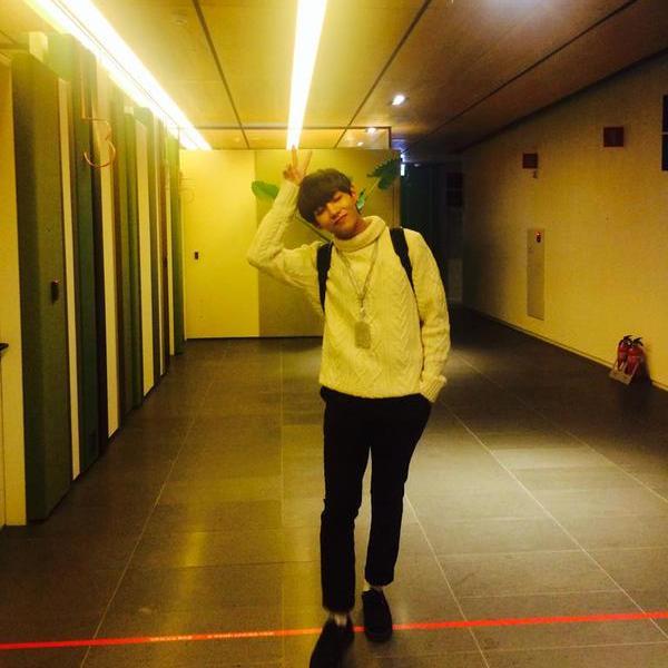 kim taehyung. 1995