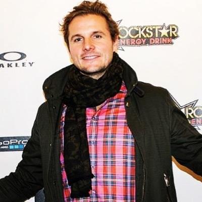 JaRomis's profile picture. CEO at No Man Hires Me, No Man Fires Me Ltd. Ekstrēms dzīves baudītājs ar dvēseli. Veselīga dzīvesveida piekritējs. Vienkāršs un tiešs.