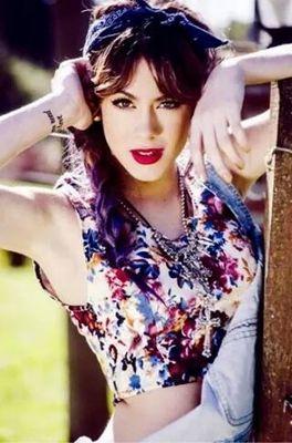 'tinista. amo percy jackson.harry potter,top.livros♥.jogos vorazes .Martina stoessel.jorge blanco.~♡♥