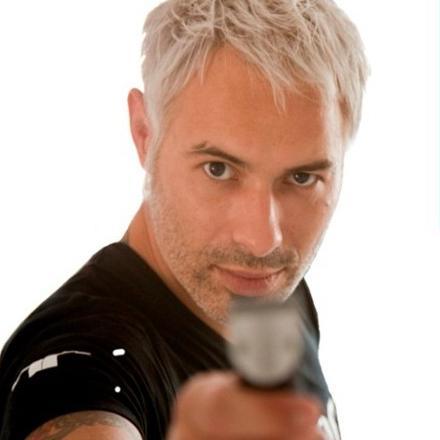 razorhair's profile picture. Το κομμωτήριο razor αποτελεί πόλο έλξης για όλη τη νεολαία – και όχι μόνο – που αναζητά την καλύτερη επιλογή για την κόμμωση της.