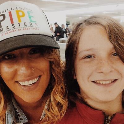 shanaynay_215's profile picture. 23|Architecture| I'm the weird person that likes the yellow starbursts