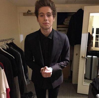 free follow from @_Luke_H_5SOS_