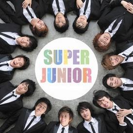 2005年に結成された韓国の男性グループ、SUPER JUNIOR(スーパージュニア)に関連する情報をつぶやいています。