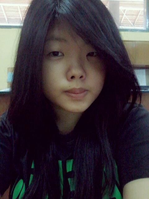 Make other people happy, then you'll be happier than them (ʃ⌣ƪ)