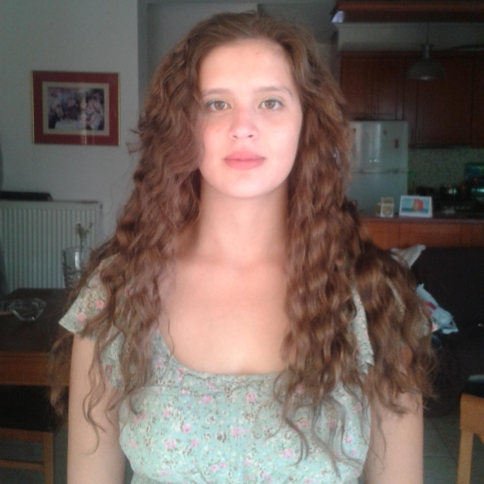 Γεiα σας ( Hello ) My name is Zoi.