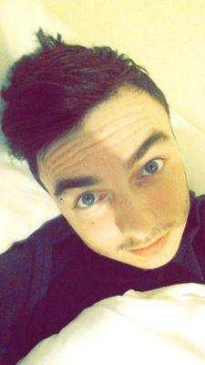 ToetoDaKnee's profile picture. Bacon... that is all