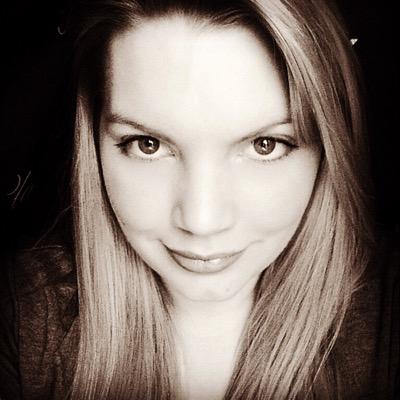 Mother since 02/10/13 Instagram: JENNALHART Facebook: https://t.co/RphrC2ysRP