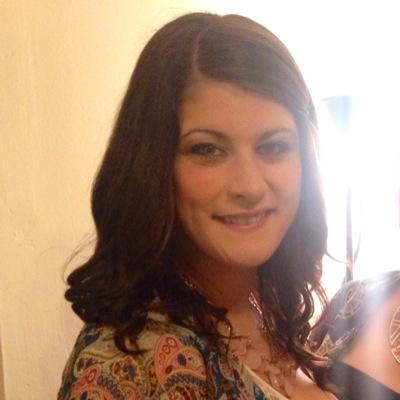 LaurElizHill's profile picture. 