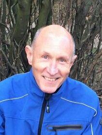 Hardlopen / Trailen / Wandelen (tegenwoordig meer dan t hardlopen) /Bewust ademen /Gezond eten deels vegetarisch / Muziek luisteren / Lezen / Sterrenbeeld Vis