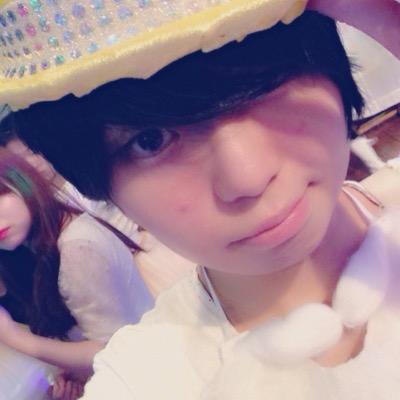 １ＰＢ / たこやきれんじゃーで黄色担当です。輝くきむじょんひょんくんが好きです。