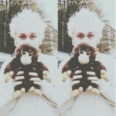 lrhcashton's profile picture. 