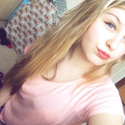 _oliviaacx's profile picture. O l i v i a