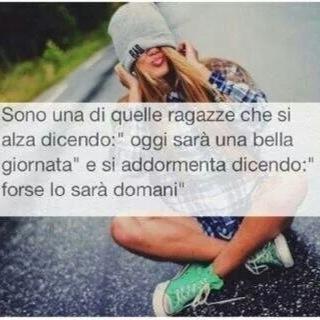 Da piccola fingevi di piangere, ora invece fingi di ridere.