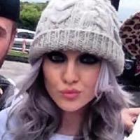 pwrriealways's profile picture. *:･ﾟ✧ se cabelo fosse importante nao nascia no cu *:･ﾟ✧