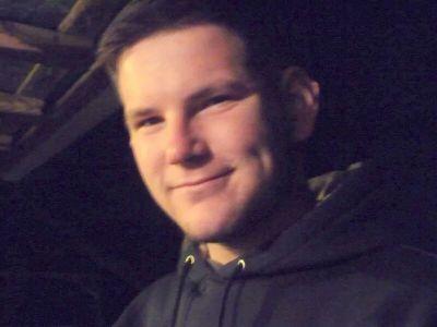 bubba_stevie123's profile picture. Does anyone even read this?