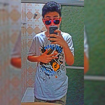 Meu nome é Vitor e sou um cara chato ,otaku,gamer,Rbdmaniaco e etc...