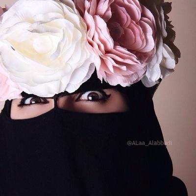 فديت طاري،شمر، يوم يطرونه يَ تاج راسي،يَ عز أبوي وجدي، لاقيل وشلون الفخر قلت وشلونه شفني،شمريه، منهو بالفخر قدي؟.　 
-لتبادل من المفضله 5/5.