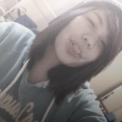 follow me and ill follow back lol