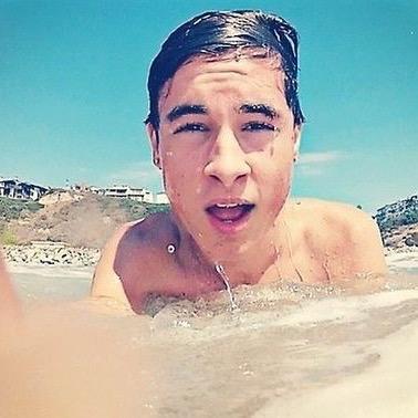 roses are red, im not a slut, and i dont deny what i want kian to do to me in the butt. 0/6