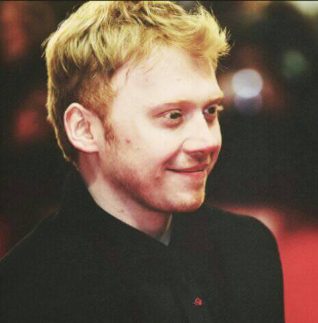 ronowll's profile picture. Ex-gryffindor · ¿Por qué arañas? ¿por qué no podemos seguir mariposas? · casado y enamorado de @HermioneGRowll · Rose mi pequeña· Reneé , Ryan y Lari #potterowl