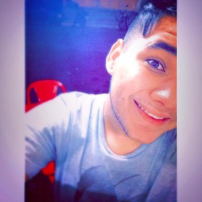 Nem tudo que se enfrenta pode ser modificado, mas nada pode ser modificado até que seja enfrentado. Snap: joaotrindade17