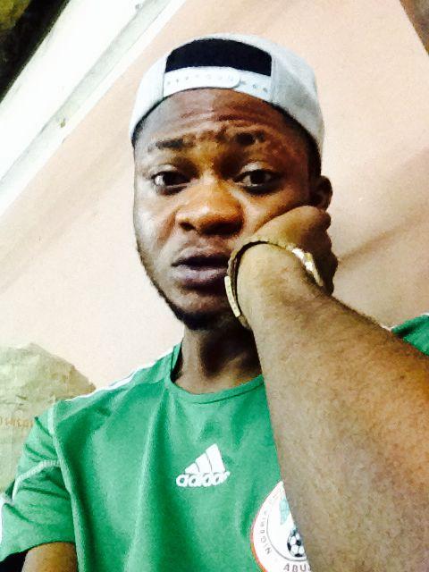 B-I-O? Ave got None,Buh Right Here is the A-R-O Dahzall!.☆LEAVE LEVEL FOR DEVIL,LEAVE JUDGEMENT FOR JESUS☆#iSing ♦i'm Xo Emmotional♦#TeamFCB,#TeamVEC,#TR909...