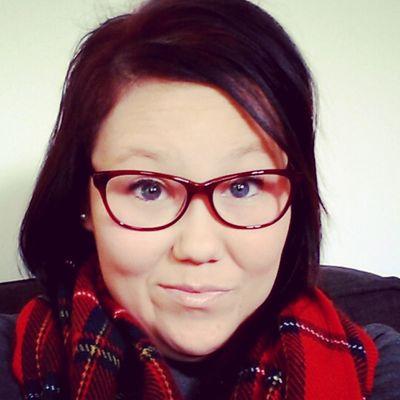 ChloeHousden's profile picture. Evie'jade ♡..... Pick Yourself Up & Carry On With A Smile....♡